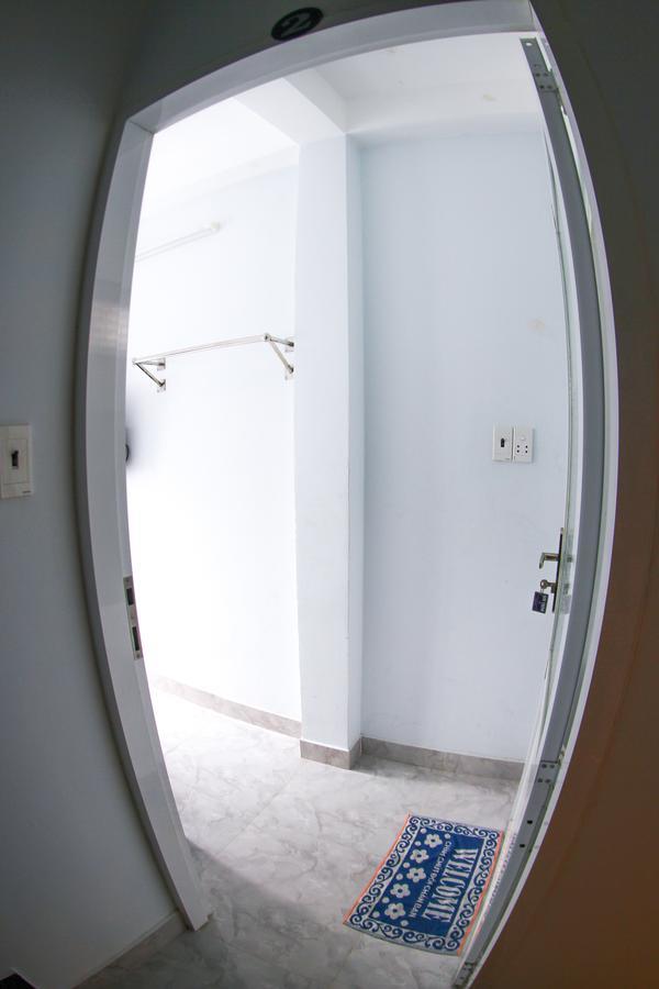 Son Thinh Guesthouse Хошимин Экстерьер фото