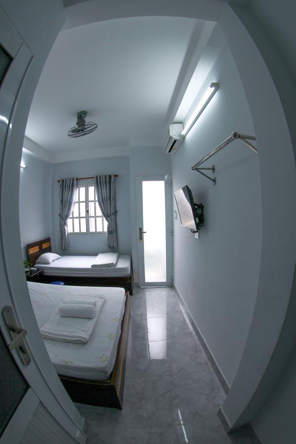 Son Thinh Guesthouse Хошимин Экстерьер фото
