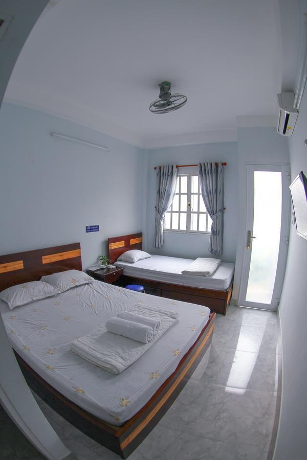 Son Thinh Guesthouse Хошимин Экстерьер фото