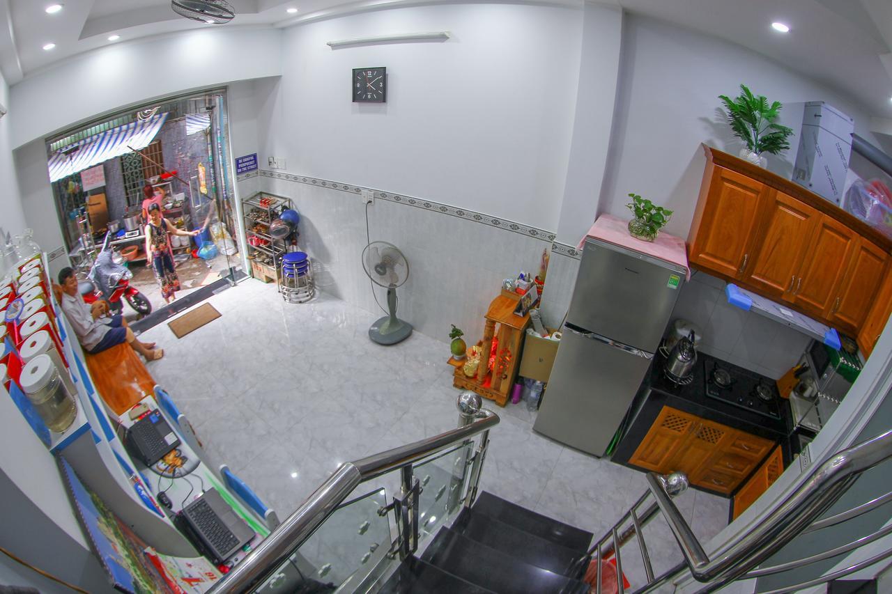 Son Thinh Guesthouse Хошимин Экстерьер фото