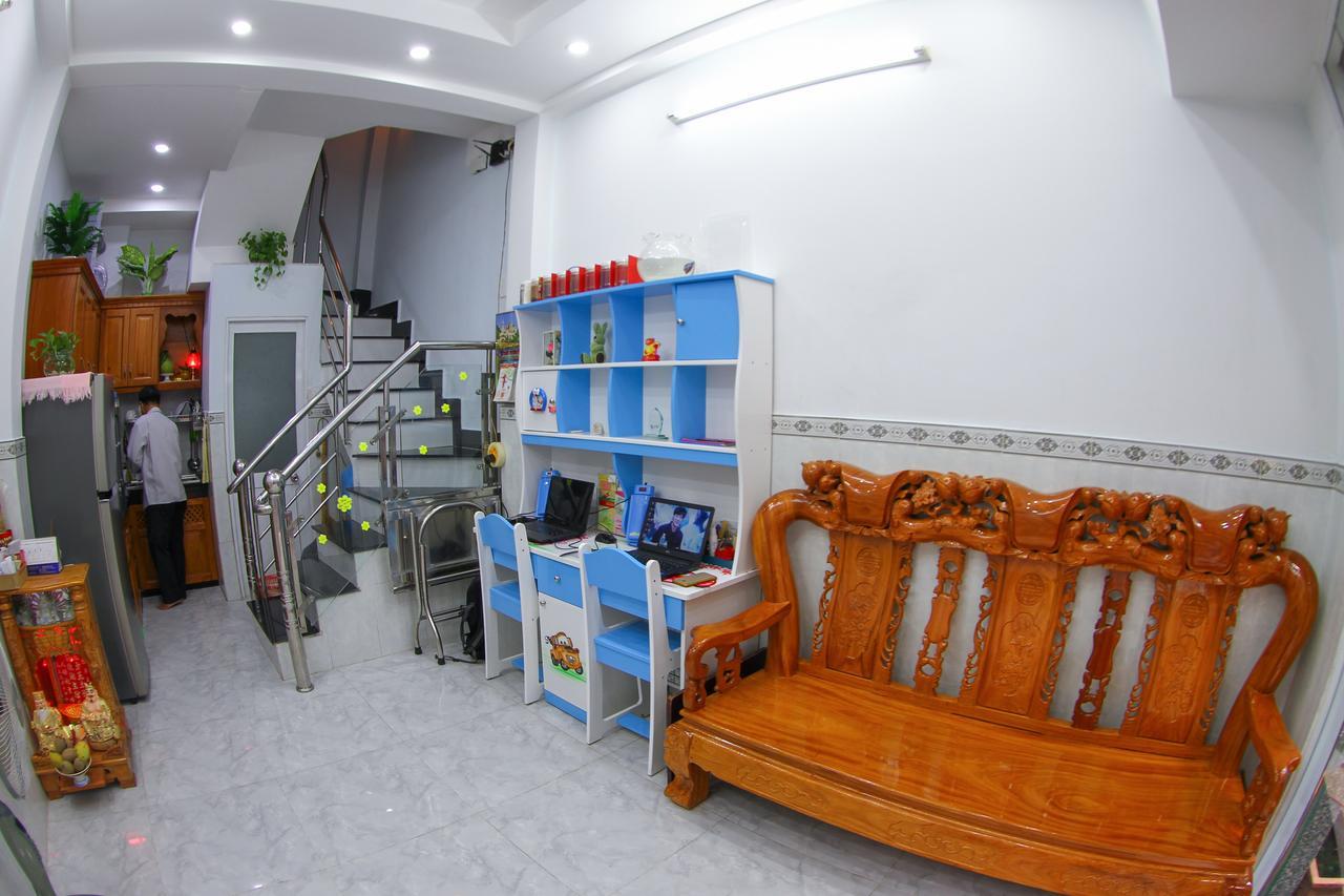 Son Thinh Guesthouse Хошимин Экстерьер фото
